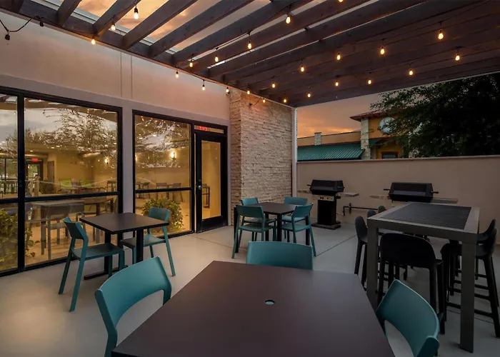 Home2 By Hilton Worth Southwest Cityview Hotel Fort Worth