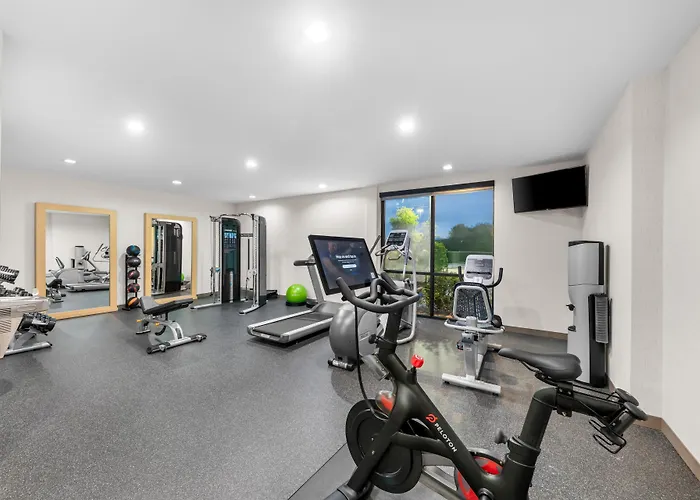 Home2 By Hilton Worth Southwest Cityview Hotel 3*