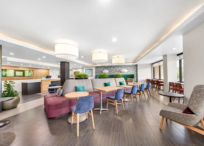 Home2 By Hilton Worth Southwest Cityview Hotel